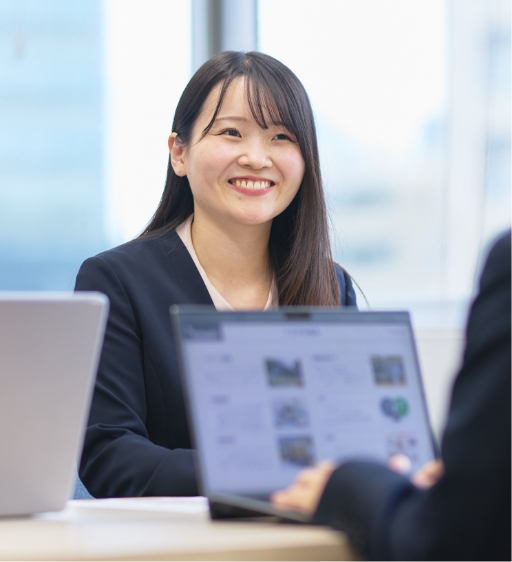 経営企画部／2020年入社／吉沢